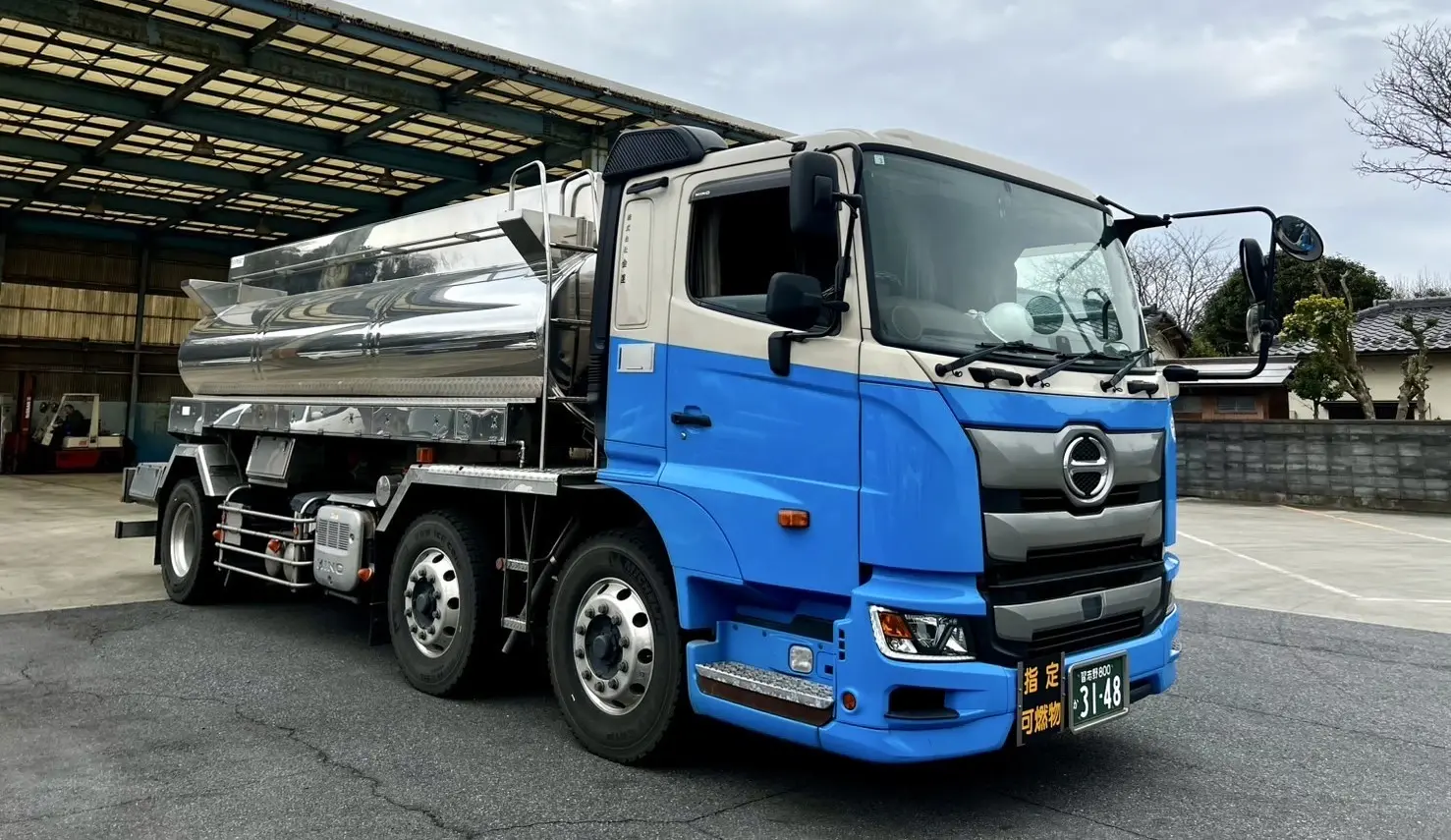 食用油脂運搬車
